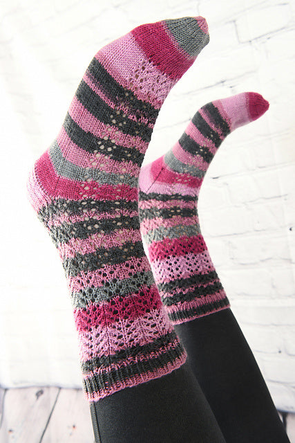 Simple Lace Socks