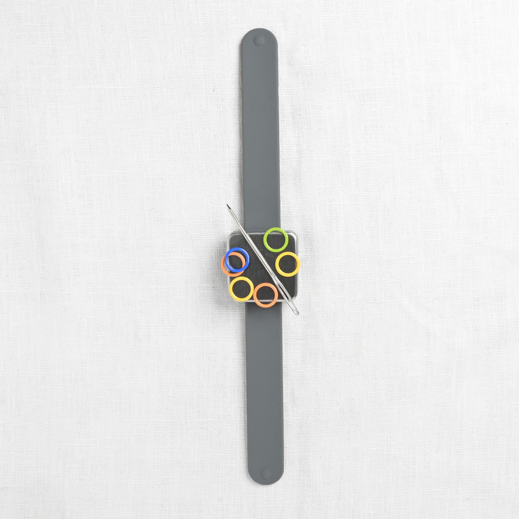 Cocoknits Maker's Keep, Magnetic Knitter's Bracelet, Slate