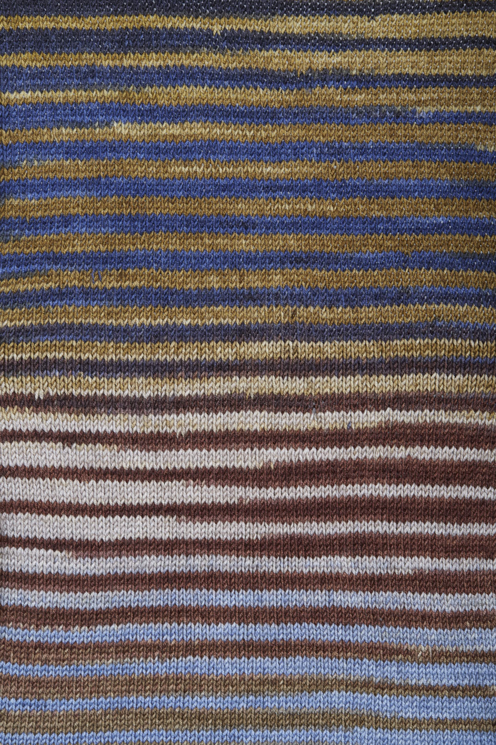 Urth Yarns Uneek DK 6028 swatch
