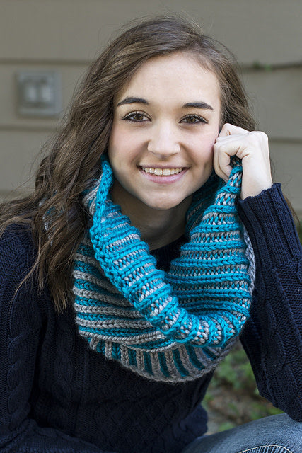 Beginner Brioche Cowl