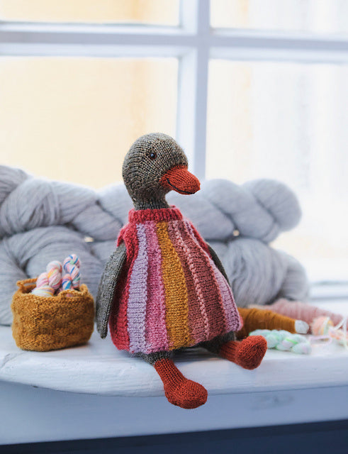 Laine Mouche & Friends: Seamless Toys to Knit & Love by Cinthia Vallet