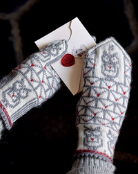 Harry Potter Knitting Magic: More Patterns from Hogwarts & Beyond by Tanis Gray